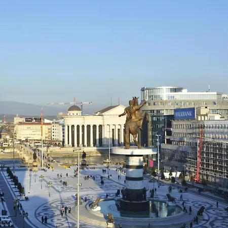In Guest - Square Macedonia Skopje
