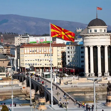 In Guest - Square Macedonia * Skopje